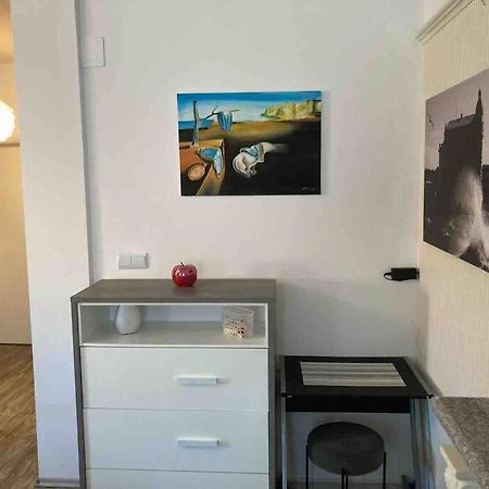 Apartment Near The Beach Спліт Екстер'єр фото