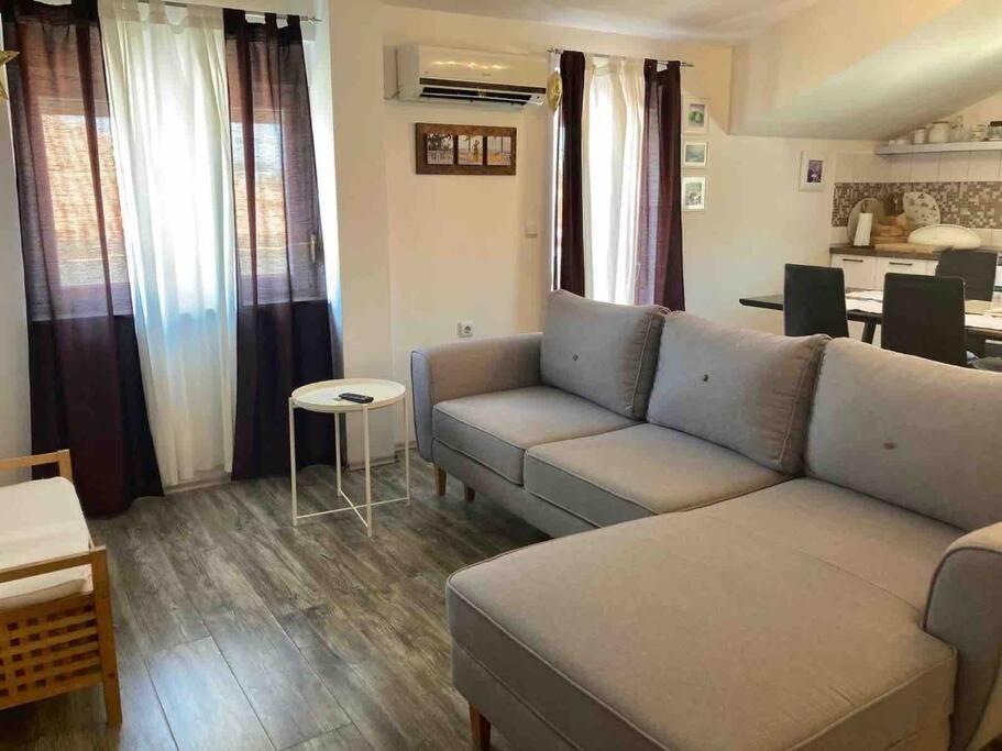 Apartment Near The Beach Спліт Екстер'єр фото