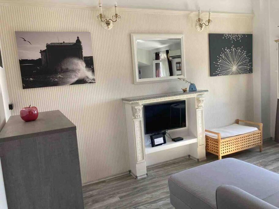 Apartment Near The Beach Спліт Екстер'єр фото